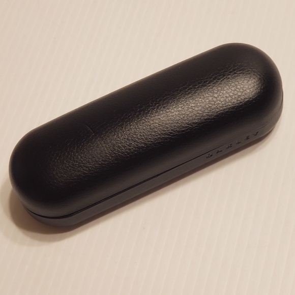 oakley glasses case